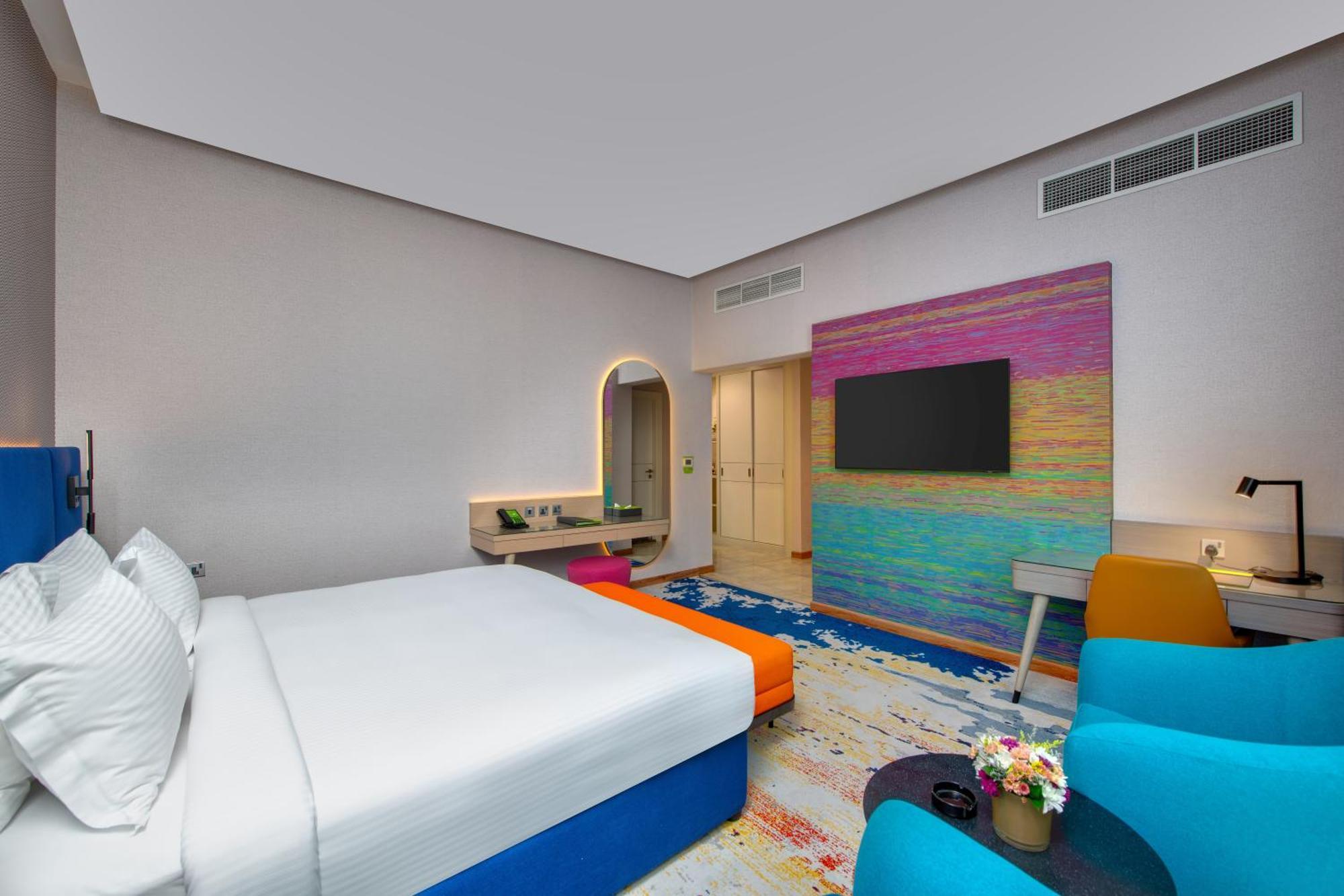 La Quinta By Wyndham Abu Dhabi Al Wahda Hotel Buitenkant foto
