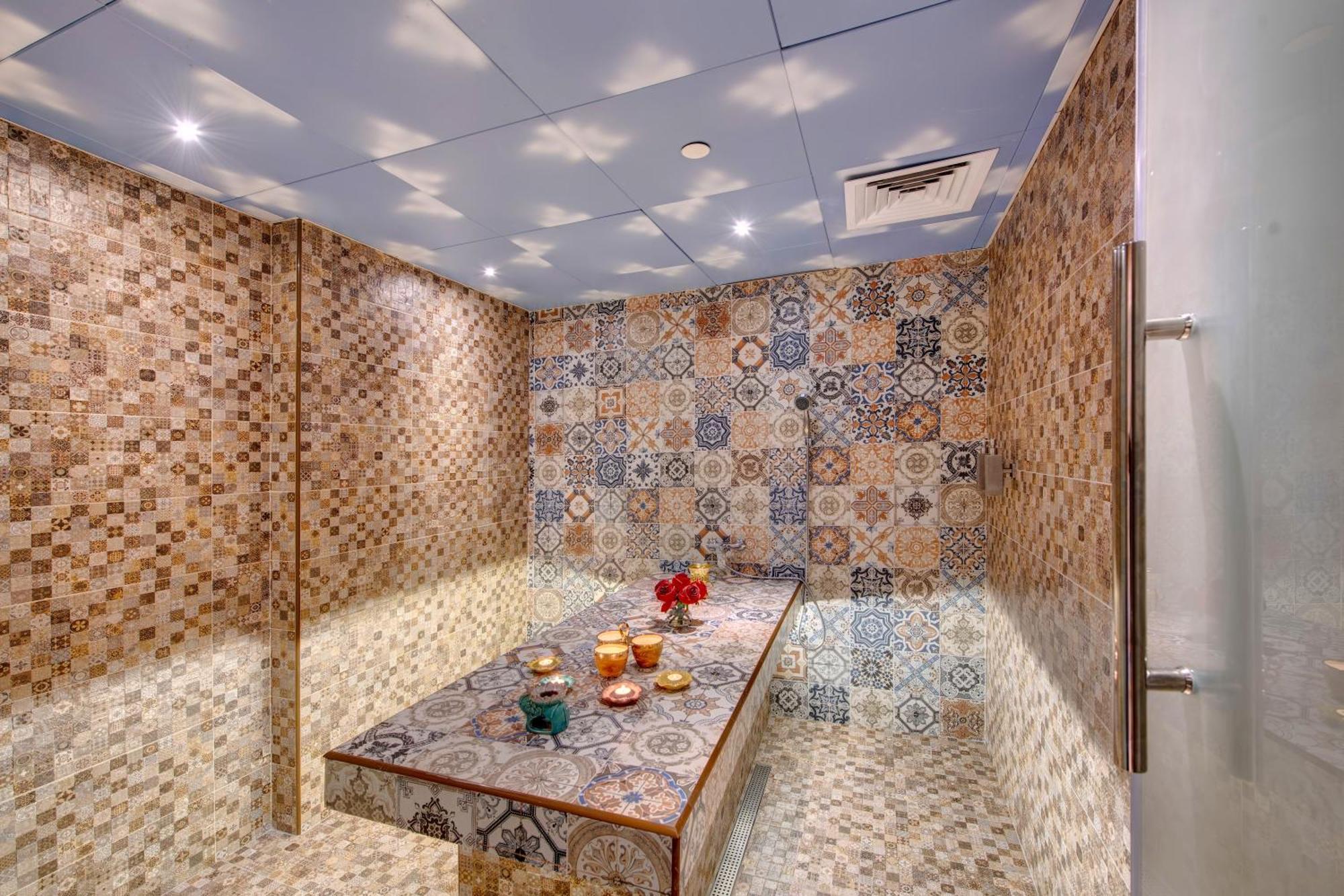 La Quinta By Wyndham Abu Dhabi Al Wahda Hotel Buitenkant foto