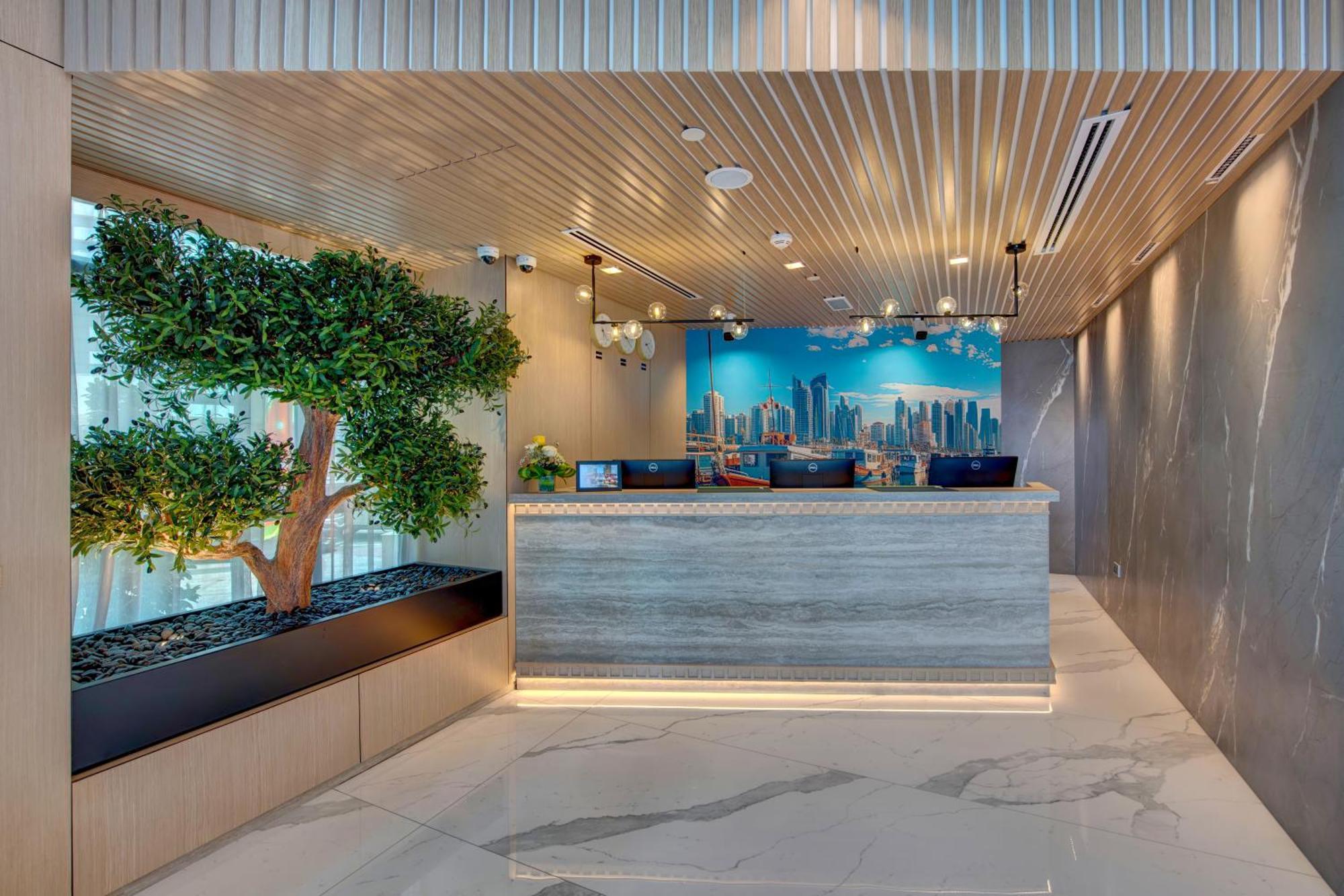 La Quinta By Wyndham Abu Dhabi Al Wahda Hotel Buitenkant foto